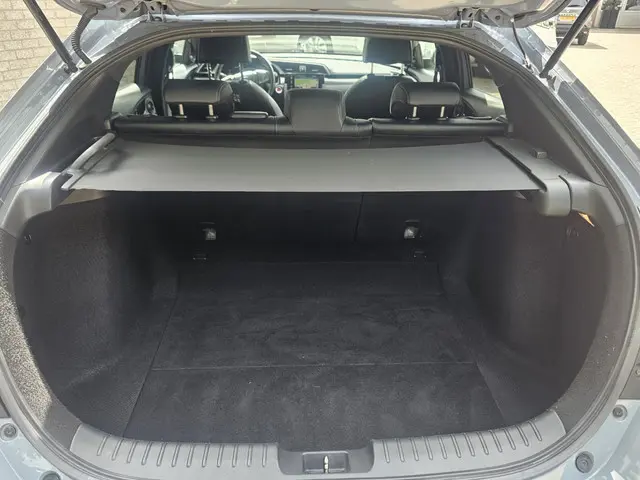 Honda Civic 1.0 i-VTEC Premium Leer/Pano-dak 2018 Benzine 36