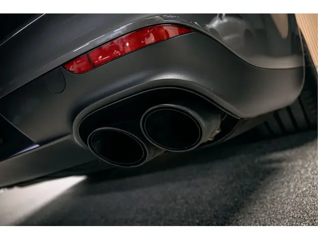 Porsche Panamera 4.8 GTS 2015 Benzine 13