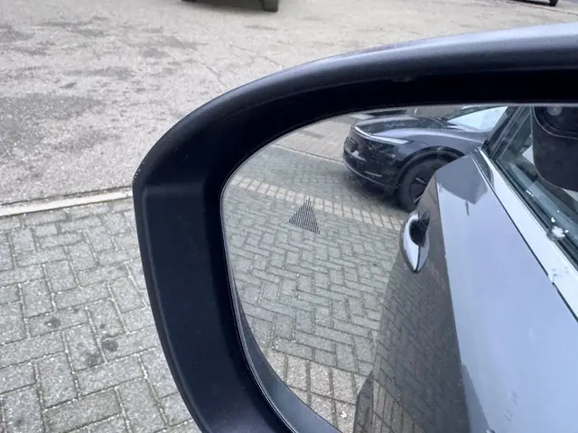 Nissan QASHQAI 1.3 MHEV Xtronic N-Connecta 2025 Benzine 15