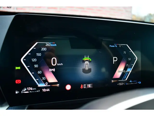 BMW X1 xDrive25e M-Sport 2024 Hybride Benzine 52