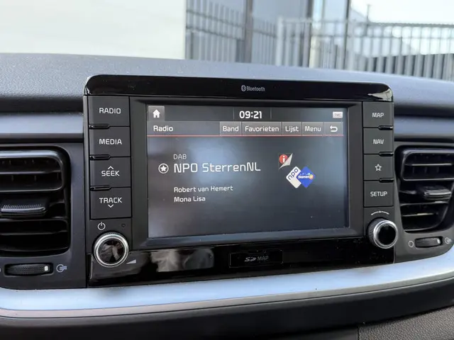Kia Stonic 1.0 T-GDi DynamicLine 2020 Benzine 29