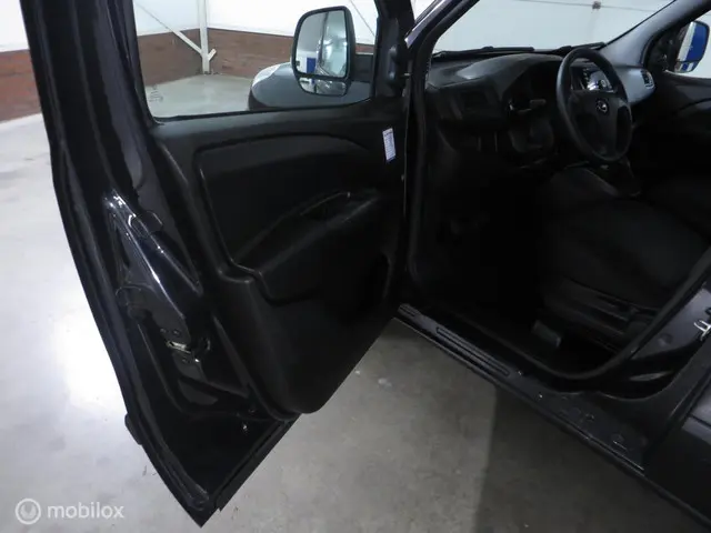 Opel Combo 1.3 CDTi L2H1 ecoFLEX Edition 2016 Diesel 6