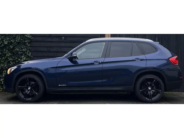 BMW X1 sDrive20i Business 2013 Benzine 7