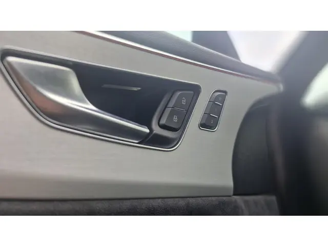 Audi SQ8 4.0 TFSI SQ8 quattro 2022 Benzine 11