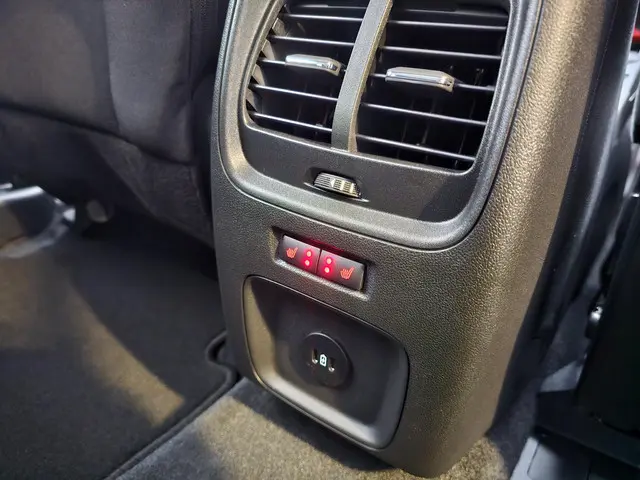 Ford Kuga 2.5 PHEV Titanium 2026 Hybride Benzine 27