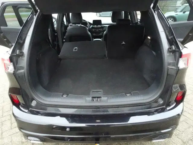 Ford Kuga 2.5 PHEV ST-Line X 2020 Hybride Benzine 11