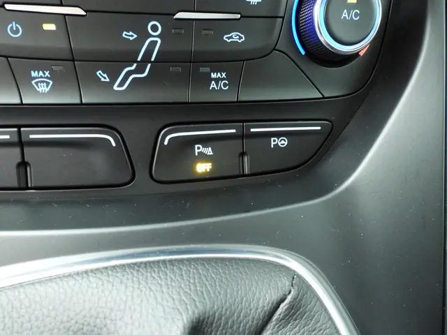 Ford C-MAX 1.0 125PK Titanium 2019 Benzine 17