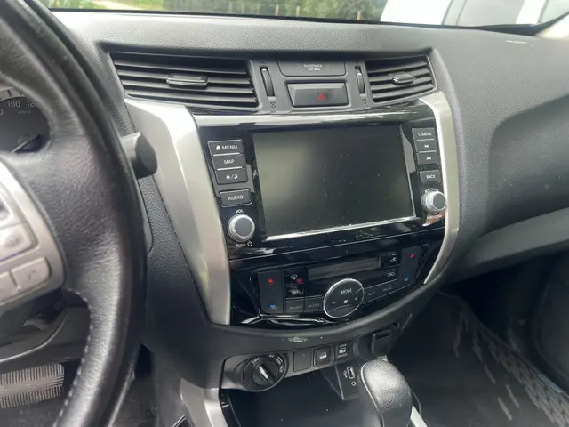 Nissan Navara 23D-N-guard 2021 Diesel 9