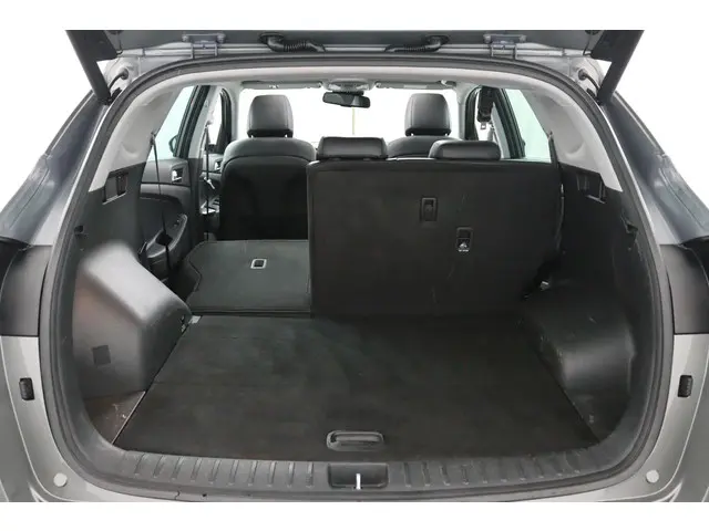 Hyundai Tucson 1.6 T-GDI Premium Sky 2019 Benzine 28