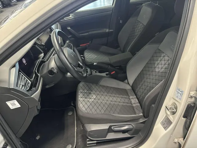 Volkswagen Polo 1.0 TSI 95pk R-Line 2023 Benzine 5