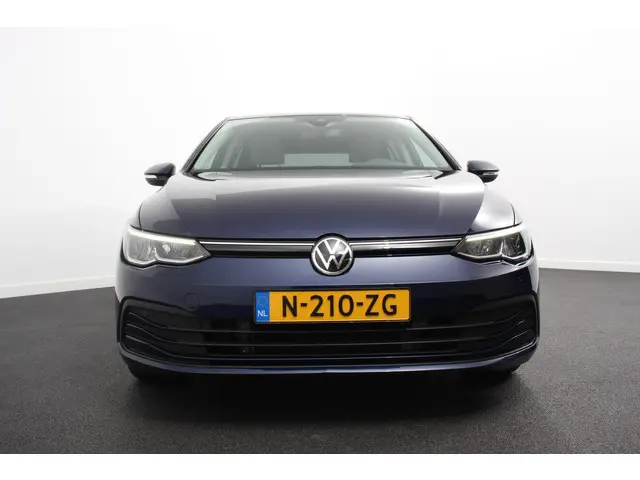 Volkswagen Golf 1.5 eTSI 150pk DSG Life 2020 Benzine 2