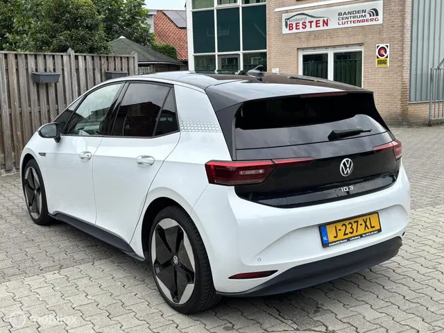 Volkswagen ID.3 First Max. 58 kWh 2020 Elektrisch 29