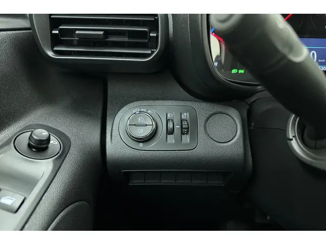 Opel Combo-e L1H1 Edition 50 kWh 2022 Elektrisch 16