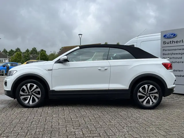 Volkswagen T-Roc Cabrio 1.5 TSI Style 2021 Benzine 4