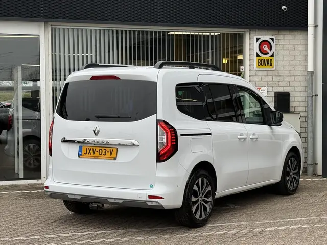 Renault Kangoo 1.3 TCe Techno 2023 Benzine 6