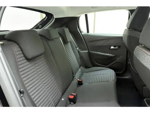 Peugeot 208 1.2 PureTech Active 2023 Benzine 10