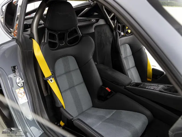 Porsche 718 GT4 RS 2022 Benzine 28