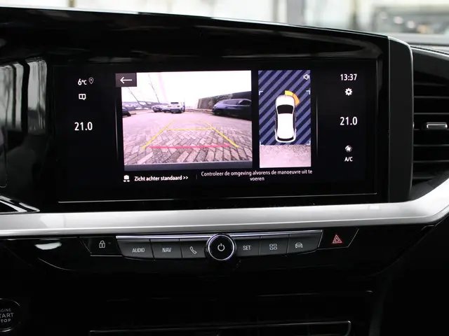 Opel Mokka 1.2 Business Elegance 2022 Benzine 24