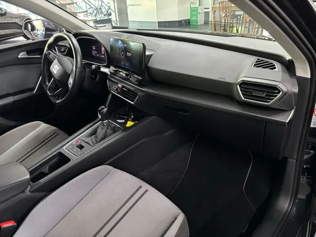 SEAT Leon 1.0 TSI Style Launch Edition 2020 Benzine 52