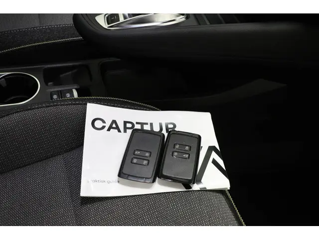 Renault Captur 1.3 mild hybrid 160 techno 2025 Benzine 46