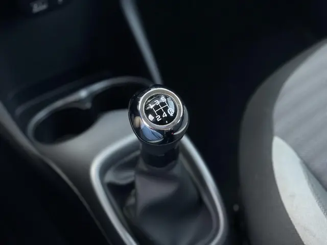 Toyota Aygo 1.0 VVT-i x-play 2019 Benzine 21