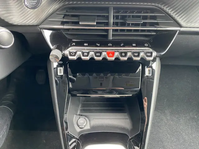 Peugeot 208 1.2 PureTech Allure 2020 Benzine 15