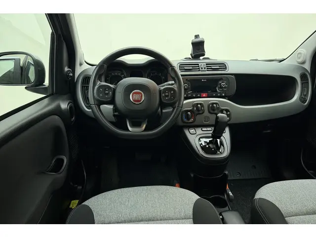 Fiat Panda 0.9 TwinAir Lounge 2018 Benzine 17