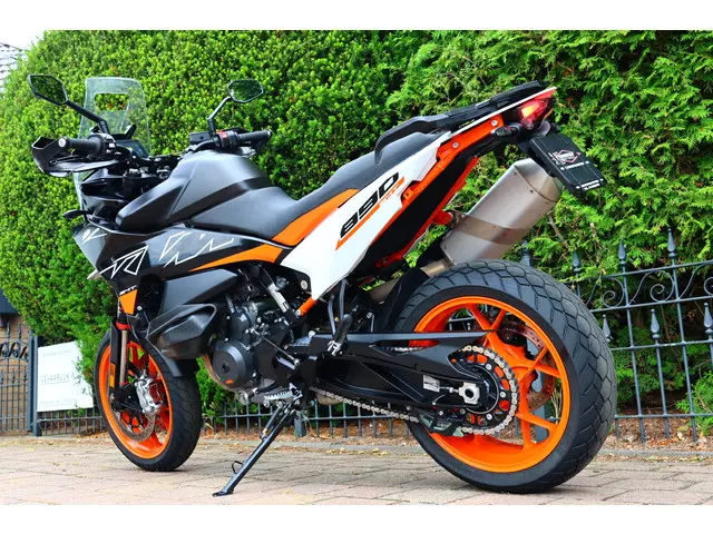 KTM 890 SMT ABS TechPack 2023 Benzine 5