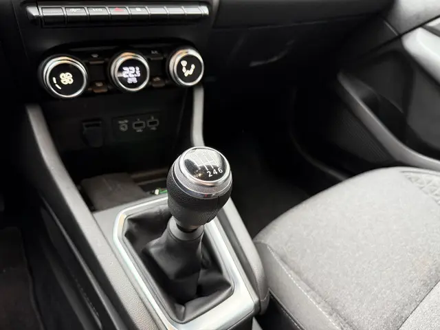 Renault Clio 1.0 TCe Zen Comfort 2021 Benzine 21