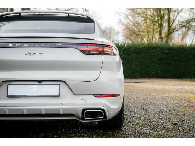 Porsche Cayenne Coupé E-Hybrid 2022 Hybride Benzine 29
