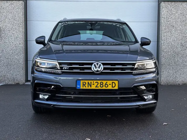 Volkswagen Tiguan 2.0 TSI 4Motion Highline 2018 Benzine 4