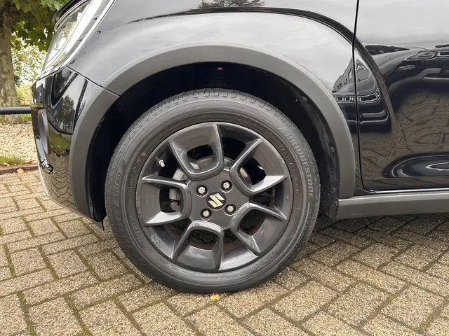 Suzuki Ignis 1.2 Smart Hybrid Style 2022 Benzine 27