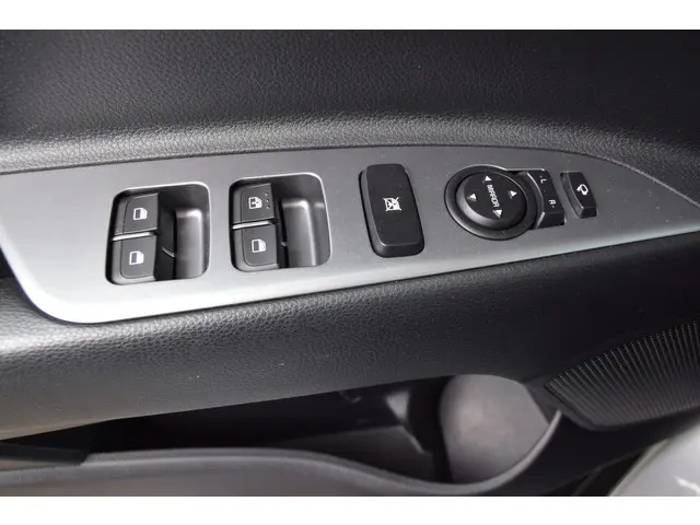 Kia Stonic 1.0 T-GDi MHEV GT-Line 2021 Hybride Benzine 8