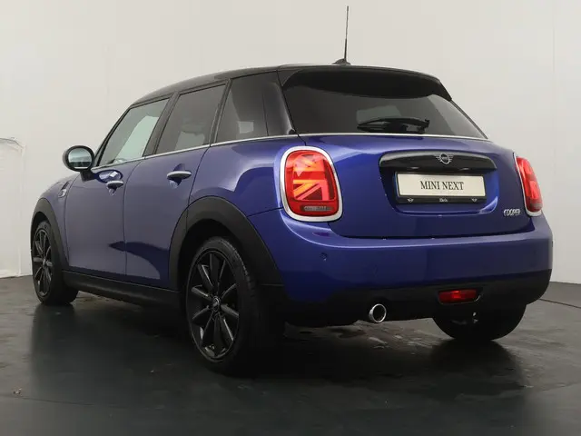 MINI 5-Deurs Cooper 2020 Benzine 11