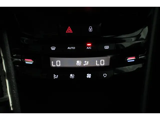 Peugeot 208 1.4 VTi Envy 2012 Benzine 18