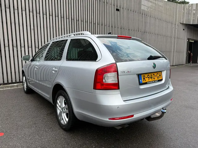 Škoda Octavia 1.6 TDI 4X4 goed onderhouden! 2013 Diesel 3