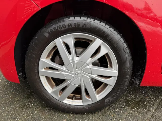 Toyota Aygo 1.0 VVT-i x-wave 2015 Benzine 9