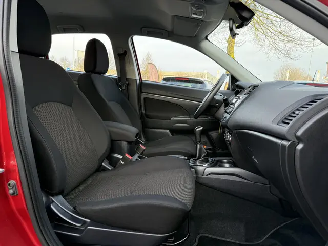 Mitsubishi ASX 1.6 Cleartec Bright 2016 Benzine 8