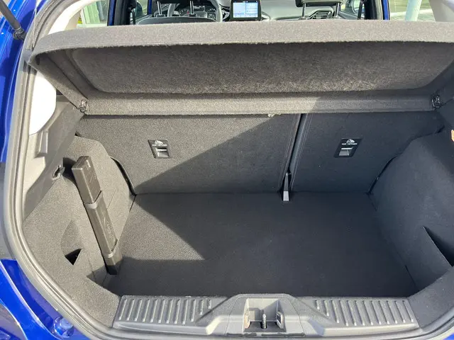 Ford Fiesta 1.1 Trend 2018 Benzine 18