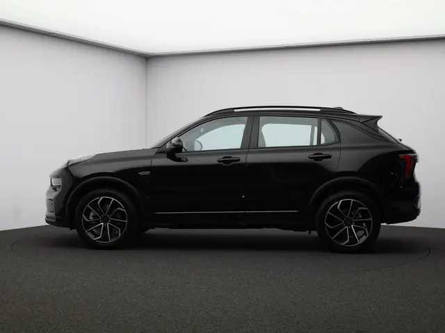 Lynk & Co 01 1.5 Core 2025 Hybride Benzine 12