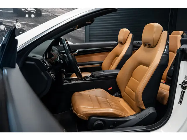 Mercedes-Benz E-Klasse Cabrio 200 Prestige 2015 Benzine 5