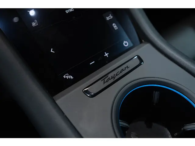 Porsche Taycan 4S Performance 84 kWh 2020 Elektrisch 19