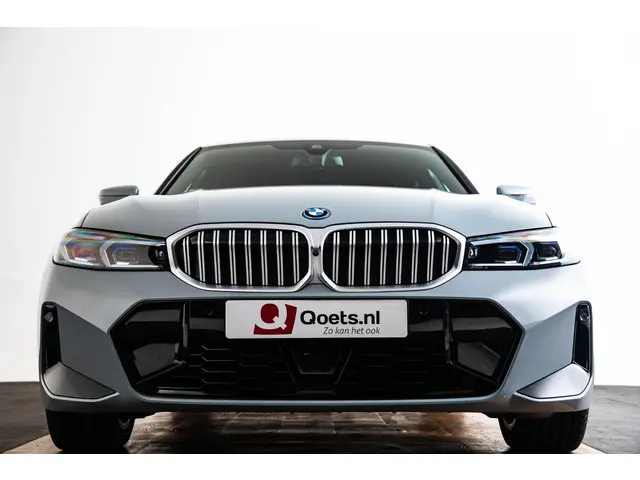 BMW 3 Serie 330e 2025 Hybride Benzine 28