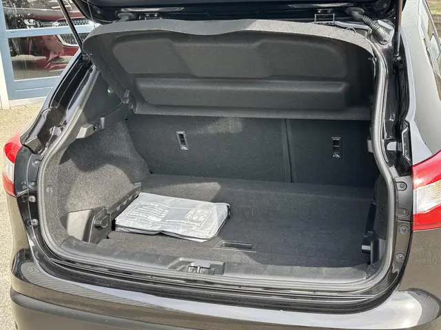 Nissan QASHQAI 1.2 N-Connecta 2017 Benzine 23
