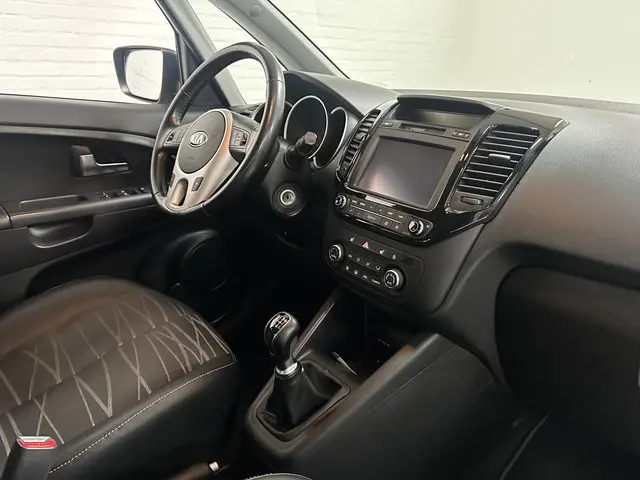 Kia Venga 1.6 CVVT DynamicPLusLine 2018 Benzine 17