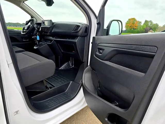 Opel Vivaro 1.5 Diesel L2 H1 2024 Diesel 11