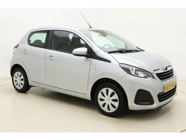 Peugeot 108 1.0 e-VTi Active 2021 Benzine 8