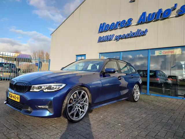 BMW 3 Serie Touring 330i High Executive 2019 Benzine 21