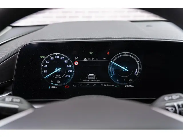 Kia Niro EV DynamicLine 64.8 kWh 2023 Elektrisch 33