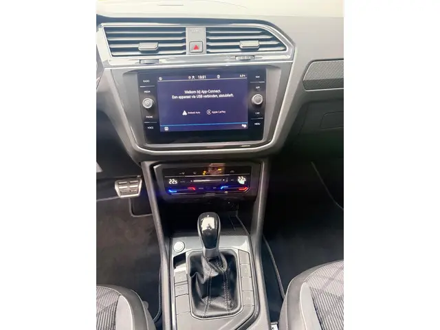 Volkswagen Tiguan 1.5 TSI R-Line Business 2023 Benzine 8